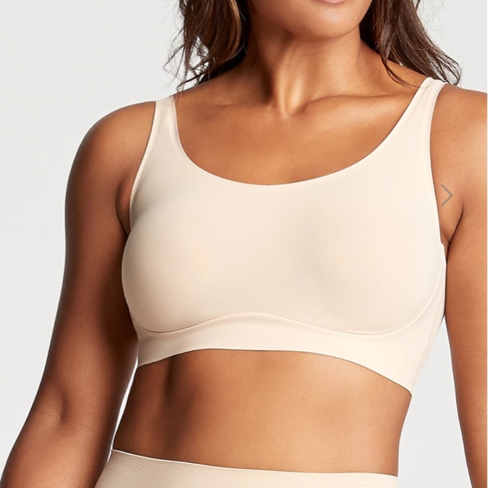 NWOT Yummie Smoothless Solutions Bra
